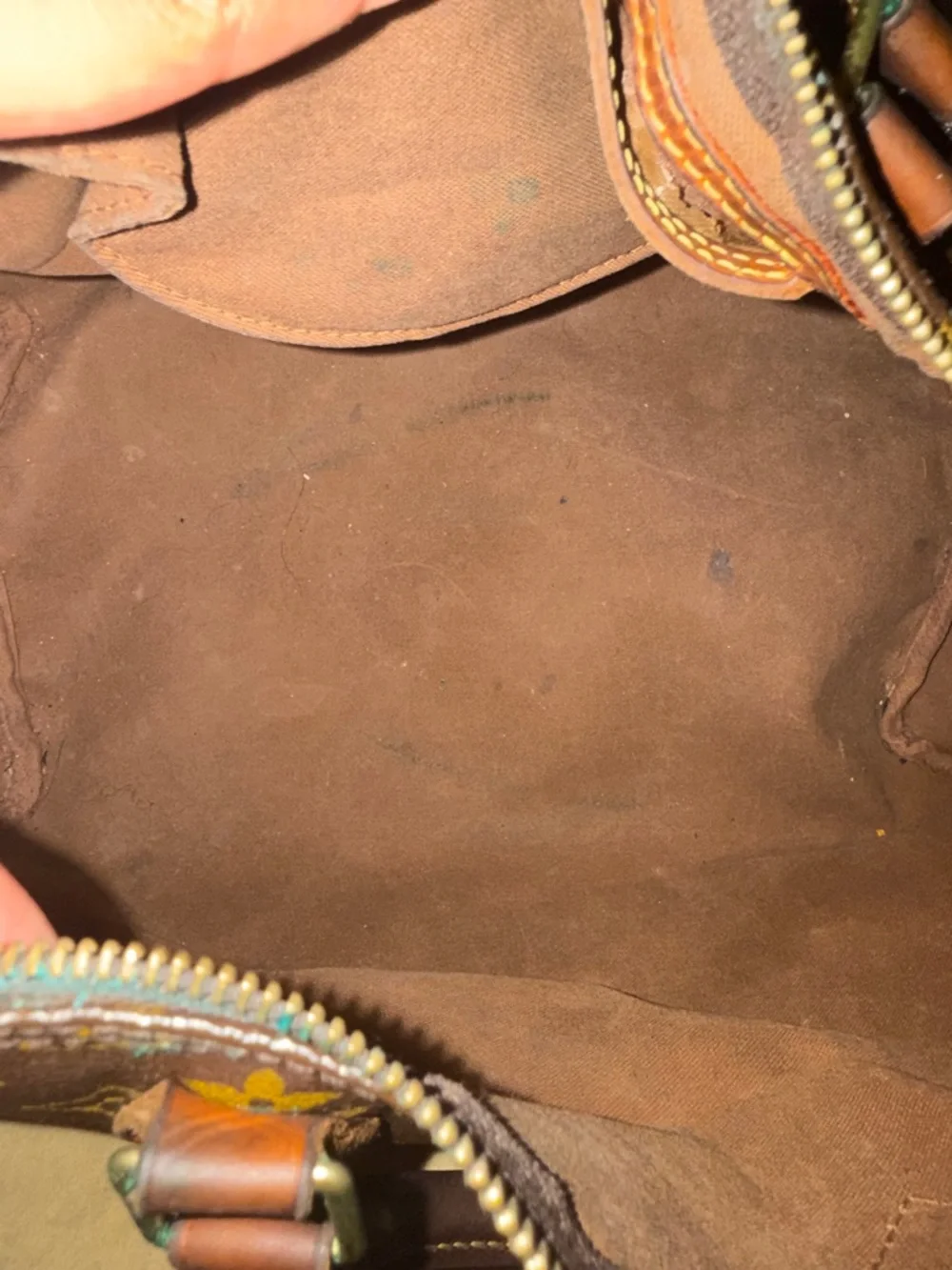 Authentic Louis Vuitton Speedy “35” Brown Monogram Canvas Handbag - Picture 7 of 10